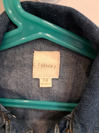 Chaqueta vaquera Sfera niño. Talla 7-8, 122-128 cm