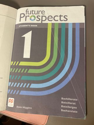 FUTURE PROSPECTS 1 Student's book: libro de tex...