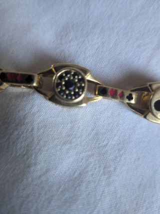 Pulsera de oro maciza (3600€)
