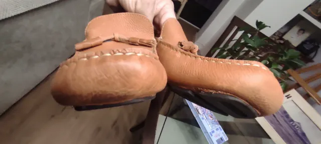 Zapatos Adrede marrones