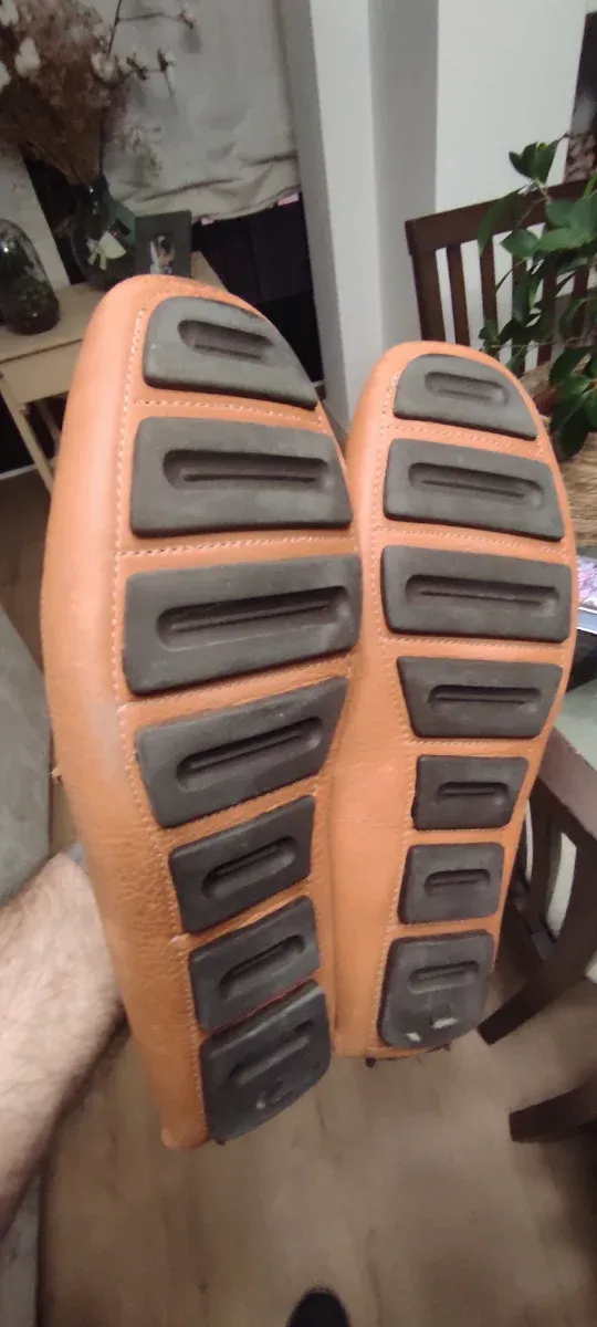 Zapatos Adrede marrones