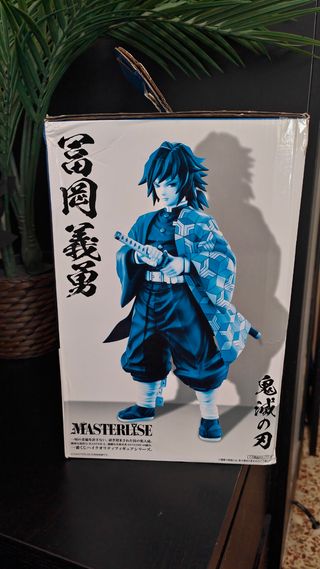 Figura Tomioka Giyuu Demon Slayer