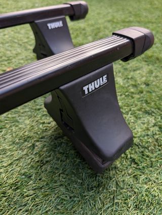 Barras Thule transversales, con llave. 
