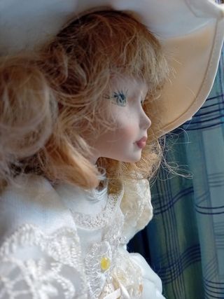 Bambola sposa porcellana