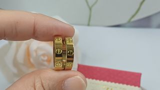 Pendientes LOVE chapado Oro 18k Vintage