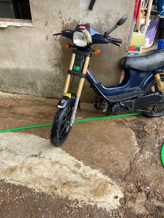 Moto Derbi Variant - Buen estado 
No se da caja
