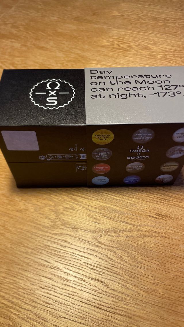 Caja Original MoonSwatch Mission to the Moon