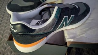 New Balance 574 - 40.5 - Verde & Negro