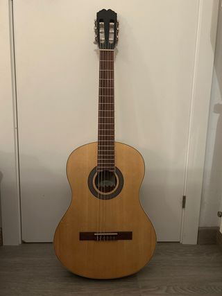 Guitarra clásica Admira Java