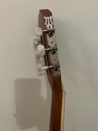 Guitarra clásica Admira Java