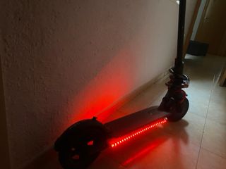 Patinete Xiaomi + Casco + Cargador