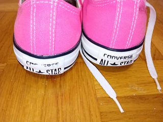 Converse clásica baja fucsia