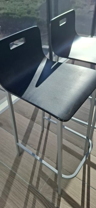 2 Taburetes Altos - Negro & Plata