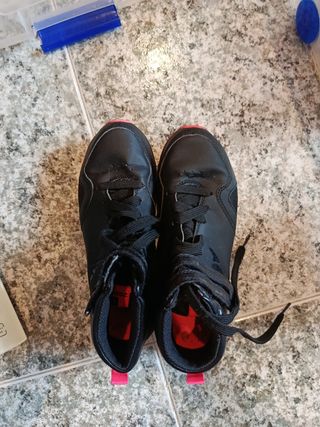 Zapatillas deportivas negras