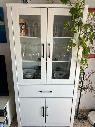 Vitrina blanca madera-cristal