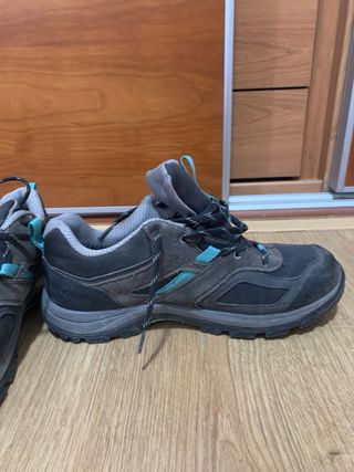 Zapatillas Quechua montaña impermeables talla 40