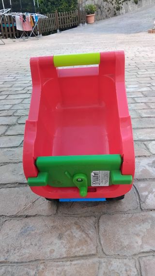 Camión volquete infantil