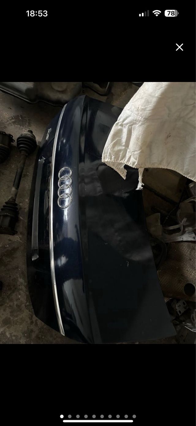 Portón trasero Audi A6 C6 color azul marino