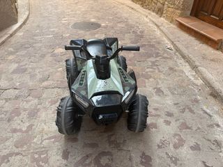 Moto quad boxer eléctrica FEBER  12 voltios 