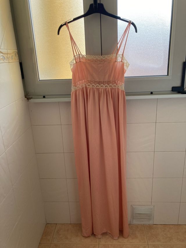 Camisón rosa vintage