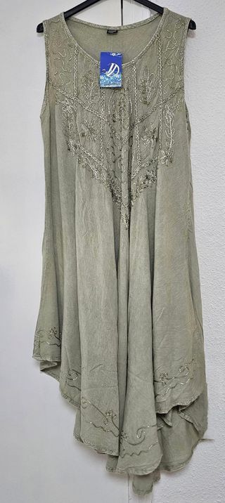 Vestido India verde bordado