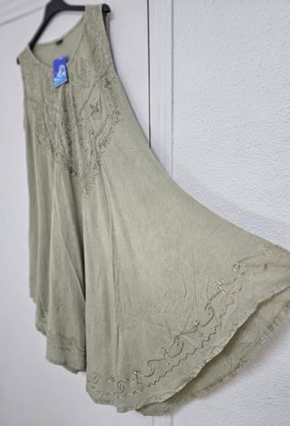 Vestido India verde bordado