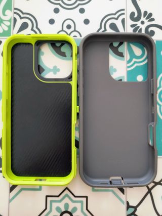 Lote 4 fundas iPhone 16 Pro