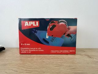Etiquetadora manual roja apli.
