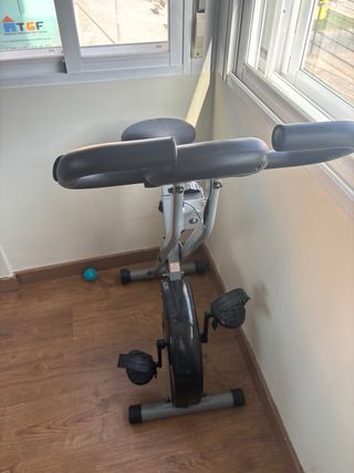 Bicicleta estática 