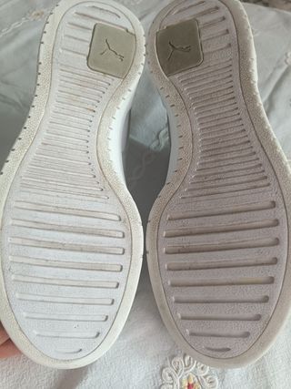 Zapatillas Puma blancas y grises 41