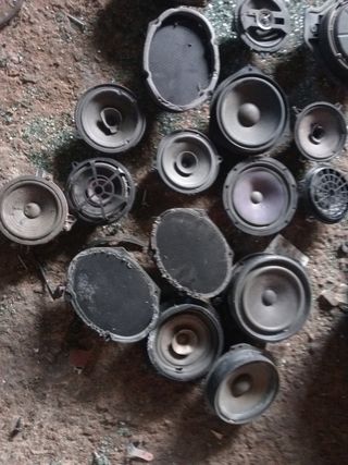 Altavoces coche usados - 15uds