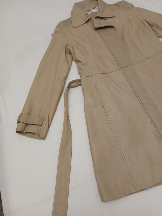 Abrigo de cuero mujer. Mango. Talla XXL.