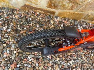 Bicicleta B'Twin 16" Niño con ruedas adicionales 