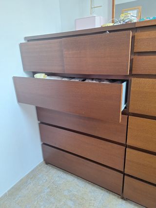 Cómoda 8 cajones madera wengué