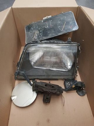 Opel Ascona: Faro, cuentakm y tapa depósito