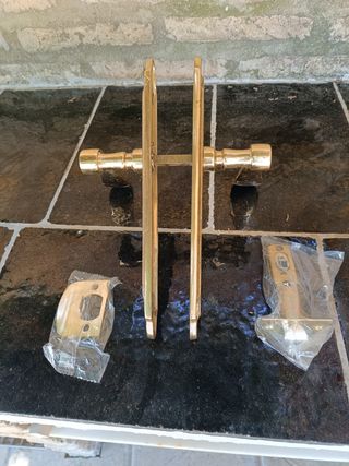 Manillas puerta dorada antiguas