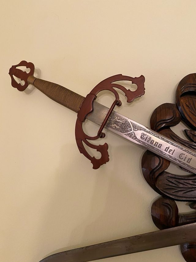 Espadas del Cid - Escudo madera