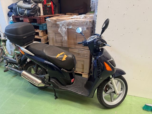 Honda SH 150- Scooter Azul