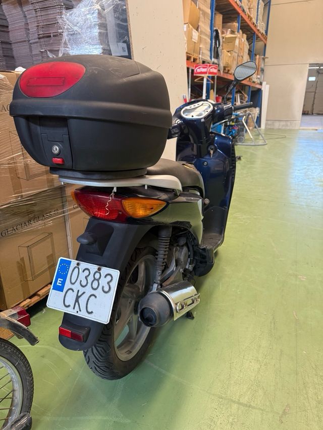 Honda SH 150- Scooter Azul