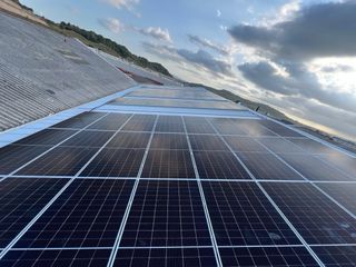 mantenimiento y limpieza de placas solares