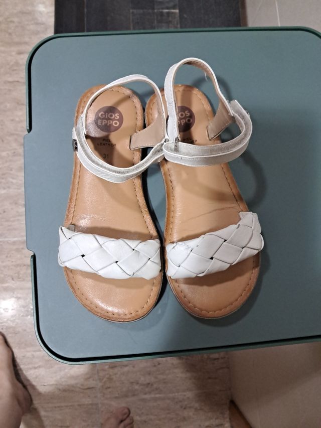 Sandalias Gioseppo niña blancas 31
