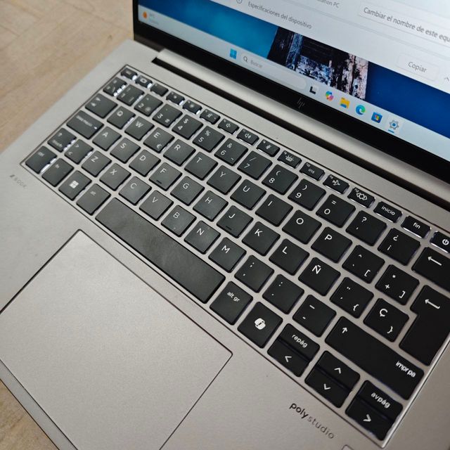 Portátil HP Firefly G11 Ryzen 7