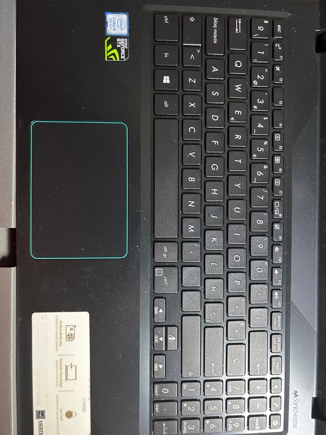 Portátil ASUS - Batería rota sin disco duro