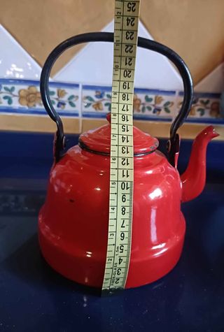 Tetera roja vintage esmaltada
