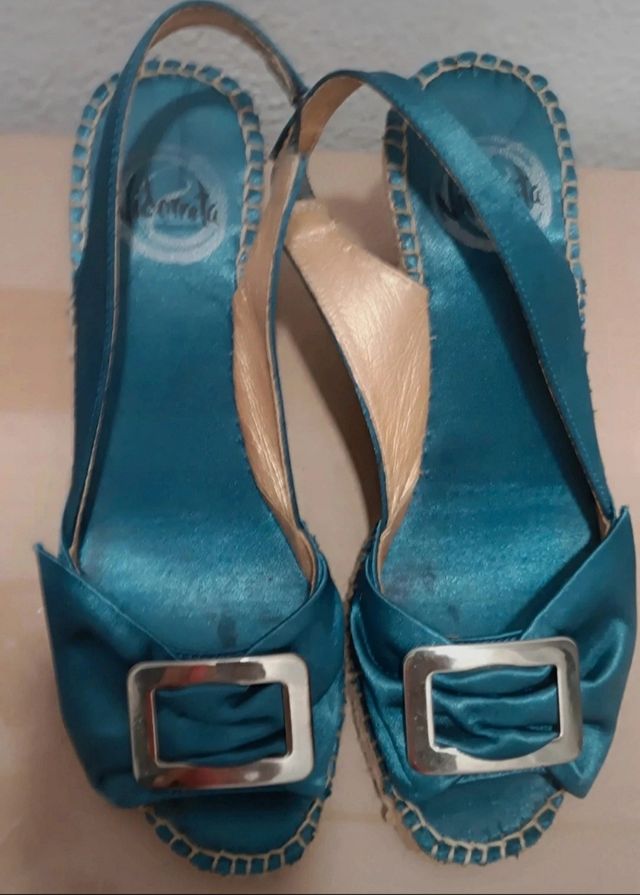 Sandalias cuña Vidorreta turquesa