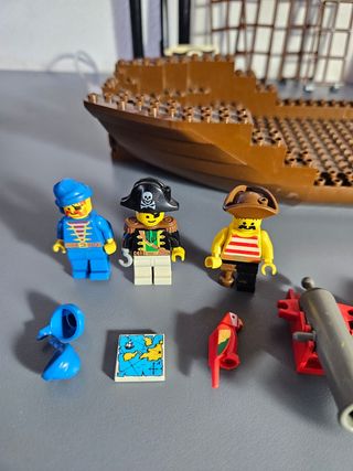 Lego 6285 Black Seas Barracuda