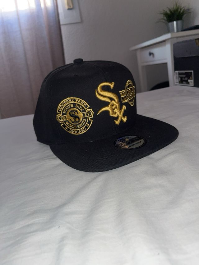 Gorra New Era Chicago Sox negra y dorada