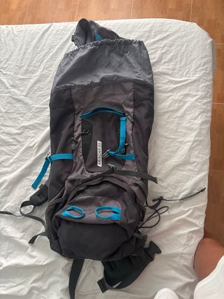 Mochila Boomerang Aracar 55 - Negra/Azul