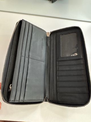 Cartera Liebeskind Berlín negra
