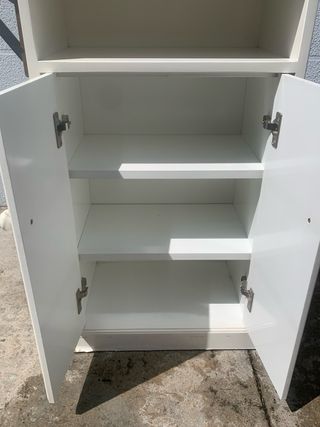 Mesa auxiliar blanca plegable de madera